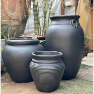 MonoMatte Fiberglass Planter set of 3