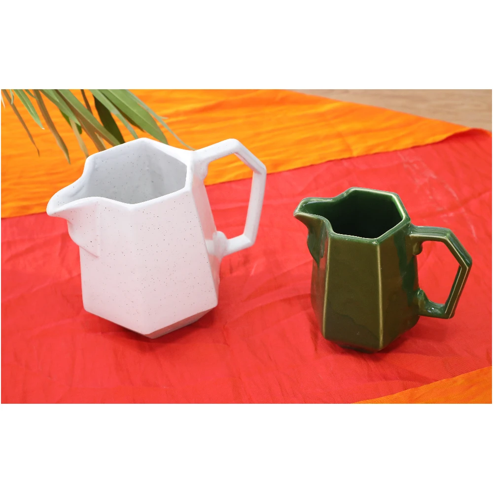 Facet Edge Ceramic Pourer